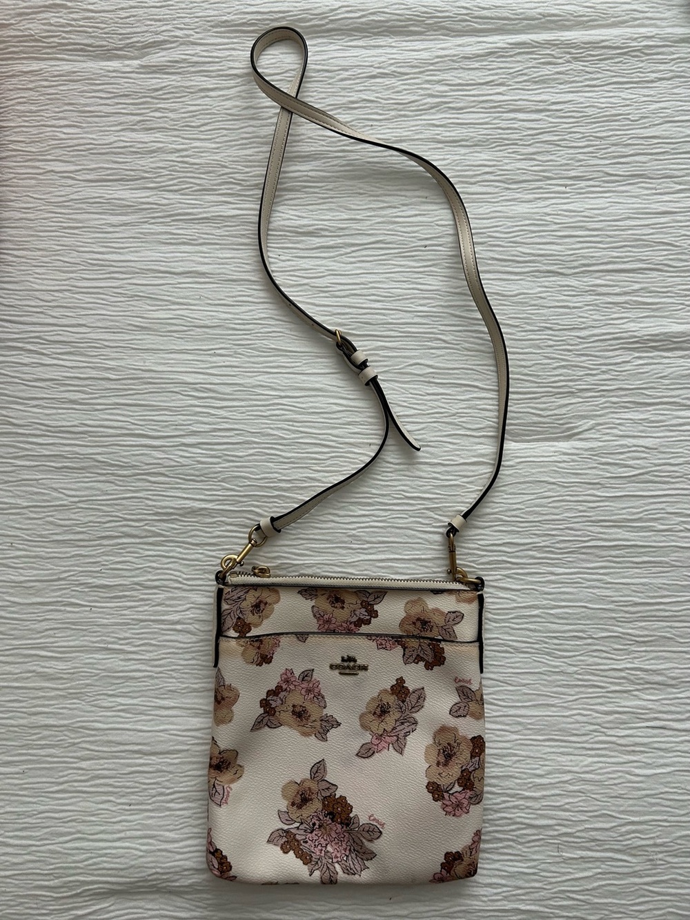 Vintage Coach Cream Floral Crossbody with Pink and Brown Accents - Picture 3 of 8